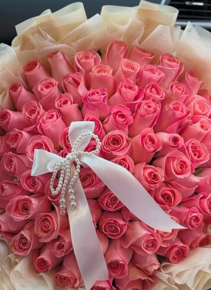 Bouquet of Pink Roses - Image 2