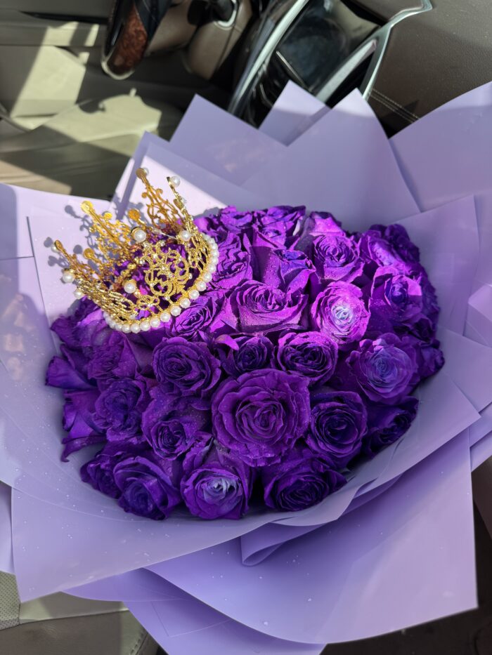 Bouquet of Purple Roses. - Image 2