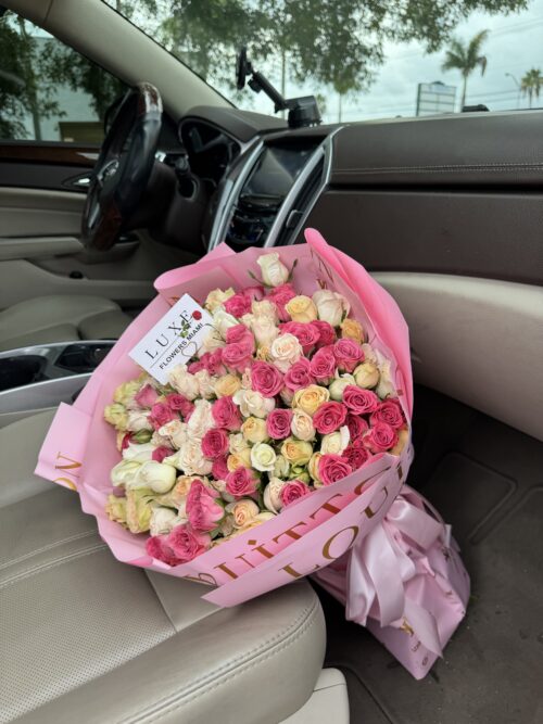 Bouquet of spray roses of various colors