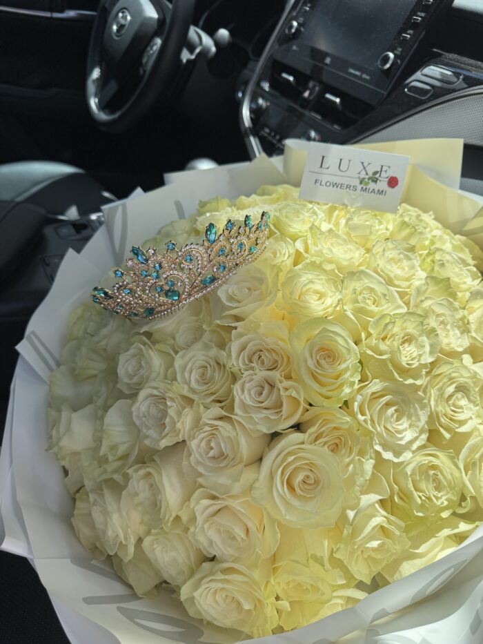 Bouquet of 100 roses white - Image 3